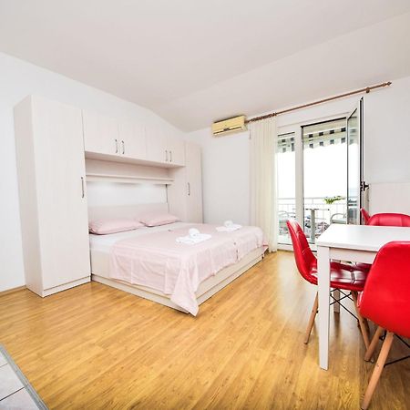 Apartment Mira-1 By Interhome Makarska Exterior foto